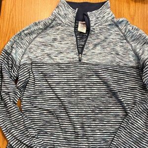 1/4 zip avia long sleeve shirt